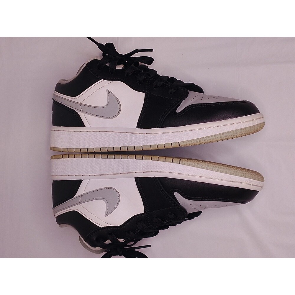 Nike Air Jordan 1 Low - Picture 9 of 13